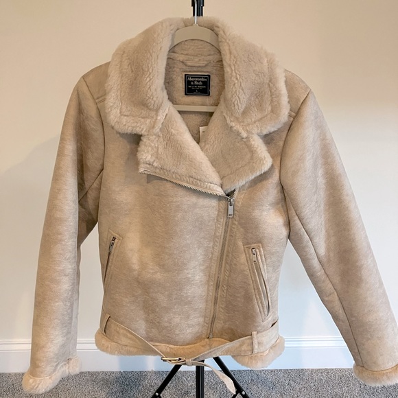 Abercrombie & Fitch Jackets & Blazers - ⭐️Abercrombie & Fitch Faux Suede Shearling Moto/Aviator Jacket Women - Large⭐️